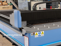 Mesin Pemotong Laser Fiber CNC BS3015D 3KW Gaya Baru Pemrograman Mudah untuk Lembaran Logam