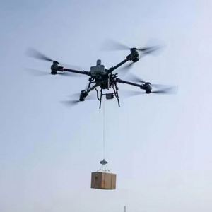 FlyCart 30 FC30 โดรนขนส่งสินค้า UAV ระยะส่ง 6000 เมตร พร้อมศูนย์กระจายสินค้าและนักบิน 2 คน - Product Image 1