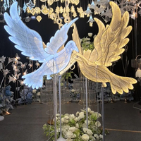 Usine personnalisée zone d'accueil de mariage lieu lumières décoratives décoration accessoires de mariage scène lumineuse Pigeon lampe de route.