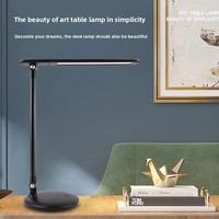 Lampe de bureau LED moderne à double température de couleur pour salle de lecture, écologique et flexible, avec gradation progressive DC USB-C et certifiée protection oculaire