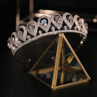 Couronne de mariée élégante en alliage de luxe avec cristaux de zircon pour bal de promo et anniversaire
