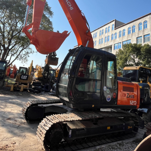 รถขุดฮิตาชิ ZX120 มือสอง น้ำหนัก 12 ตัน เครื่องยนต์โคมัตสึ บำรุงรักษาง่าย พร้อมส่งมอบ - Product Image 1