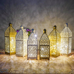Lámparas y Faroles <span class=keywords><strong>LED</strong></span> Huecos de Metal Blanco y Dorado al por Mayor, Farol Decorativo Marroquí para Ramadán, Decoraciones de Ramadán EID Mubarak - Product Image 3