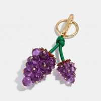 Nieuwe Fruit Serie Kersen Perzik Metalen Sleutelhanger Mode Gepersonaliseerde Veelzijdige Tas Charm Handtas Hangertje Accessoires