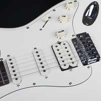 High-quality Custom-made 6-string Electric Guitar 22-fret Poplar Body 6-point Tremolo Bridge C-shape Maple Neck S-S-H Pickup