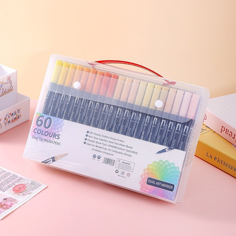 Caja de plástico de 60 colores.