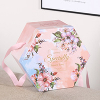 Boîte cadeau hexagonale en papier rigide recyclé de luxe, personnalisée et imprimée, avec pelliculage mat, revêtement UV et gaufrage, vente en gros