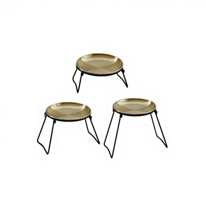 Ensemble de 3 supports à gâteaux en laiton et en fer, design tendance, taille et forme personnalisées, pour la maison et les hôtels. - Product Image 1