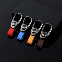 Porte-clés classique de haute qualité, porte-clés personnalisé avec logo de marque automobile, accessoires en alliage de zinc, porte-clés de voiture pour homme, porte-clés en cuir pour voiture