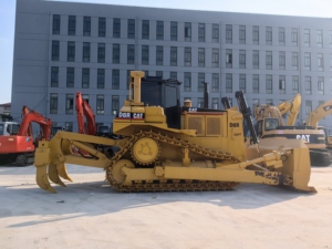รถดันดินตีนตะขาบ Caterpillar D8R ผลิตในสหรัฐอเมริกา ใช้งานน้อย พร้อมริปเปอร์ด้านหลังและเครื่องยนต์ 3406C ของแท้ ขาย - Product Image 5