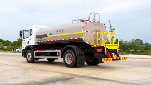 Camión Cisterna Dongfeng D9 13800L de China con Bomba y Motor con Emisión Euro 6 para Uso en Carreteras, Fábricas, Minería y Construcción en Altura - Product Image 6