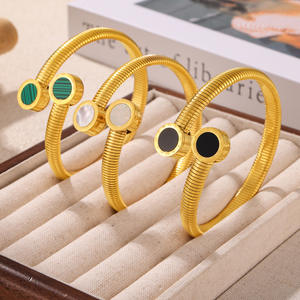 Pulsera <span class=keywords><strong>de</strong></span> Acero Inoxidable con Diseño Acrílico <span class=keywords><strong>de</strong></span> Concha Blanca Incrustada en Forma <span class=keywords><strong>de</strong></span> Garganta <span class=keywords><strong>de</strong></span> Ganso Simple y Personalizada YF3851 - Product Image 2