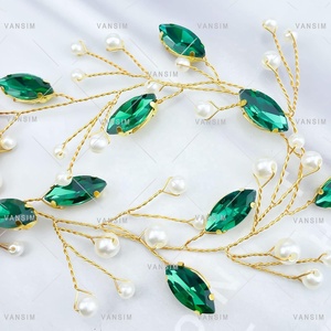 Fait à la main 3D fil de <span class=keywords><strong>laiton</strong></span> travail couleurs cristal fleur accessoire strass <span class=keywords><strong>applique</strong></span> pour robe de mariée de bal - Product Image 6