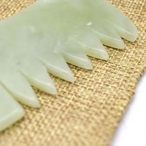Chino Xiuyan Jade Gua Sha herramienta de masaje de raspado Jade verde <span class=keywords><strong>Guasha</strong></span> para antienvejecimiento <span class=keywords><strong>Guasha</strong></span> peine Jade - Product Image 4
