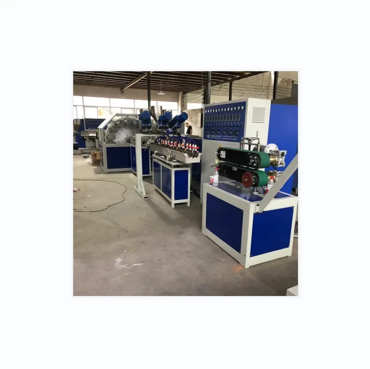 Single wall corrugated pipe extrusion machine with steel wire feeding and markline extruder