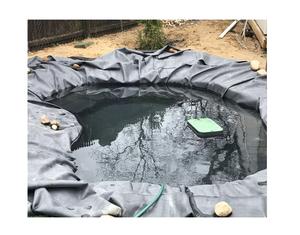 แผ่นรองบ่อสวน EPDM กว้าง 8 เมตร ยาว 30 เมตร สำหรับเลี้ยงปลา จัดสวน ถังพลาสติกแบบกำหนดเองสำหรับการเพาะเลี้ยงปลา - Product Image 1