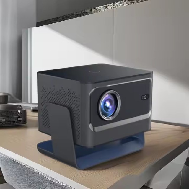 Portable Home Z9 Projector Ultra 4K Smart Portable Triple Laser 650 ANSI Projector Wholesale Android11 Projector
