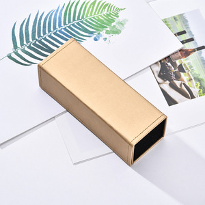 Boîte <span class=keywords><strong>à</strong></span> <span class=keywords><strong>lunettes</strong></span> <span class=keywords><strong>pliable</strong></span> en cuir PU, différente couleurs, <span class=keywords><strong>étui</strong></span> <span class=keywords><strong>à</strong></span> <span class=keywords><strong>lunettes</strong></span> avec vêtements - Product Image 3