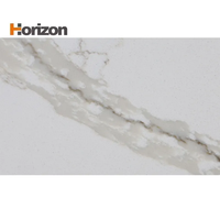 Matériaux de décoration Surface en pierre de quartz Feuille de quartz calacatta blanc artificiel poli pour projet de construction