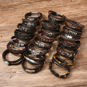 Nouveau <span class=keywords><strong>Bracelet</strong></span> <span class=keywords><strong>en</strong></span> <span class=keywords><strong>Cuir</strong></span> Tressé <span class=keywords><strong>Noir</strong></span> et Marron Fait Main avec Fermoir Magnétique <span class=keywords><strong>en</strong></span> Alliage pour <span class=keywords><strong>Homme</strong></span> – Tendance et Unique - Product Image 2