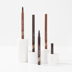 Lápiz Delineador de Cejas Liphip 4 Point Pure Liquid, Color Marrón Claro, Punta Fina, Resistente al Agua, Secado Rápido, para Cejas Naturales, Definidas y Voluminosas - Product Image 3