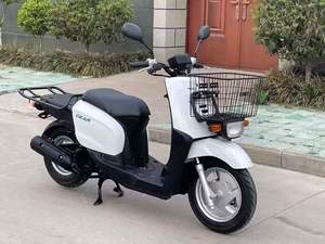 Scooter cargo <span class=keywords><strong>Yamaha</strong></span> Gear BX50 <span class=keywords><strong>50cc</strong></span> 4 temps à injection de carburant avec panier avant et porte-bagages arrière, <span class=keywords><strong>cyclomoteur</strong></span> de livraison commercial - Product Image 1