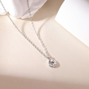Collar con Colgante de Aro Circular Asimétrico con Circonitas, Acero Inoxidable 316L, Baño PVD en Oro y Plata, Antideslustre, Joyería Minimalista para Mujer, OEM - Product Image 4