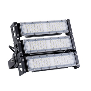 ไฟสปอร์ตไลท์ LED แบบเสาสูง IP66 สำหรับสนามฟุตบอลและอุโมงค์สนามบิน 50W ถึง 300W ไฟอุโมงค์พลังงานแสงอาทิตย์ ประหยัดพลังงาน - Product Image 1