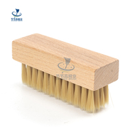 Brosse à chaussures écologique en hêtre et PBT, poils naturels et synthétiques, plusieurs tailles, découpe par extrusion, application universelle