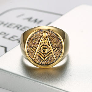 Bague maçonnique classique en acier inoxydable plaqué or avec pierre naturelle, personnalisable en usine, vente chaude transfrontalière, style européen et américain - Product Image 3