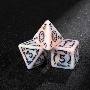 Juego de Dados Poliédricos Acrílicos con Diseño de Calaveras y Huesos Góticos, Dados para Juegos de Rol, Dungeons and <span class=keywords><strong>Dragons</strong></span>, Pathfinder y Juegos de Mesa - Product Image 5