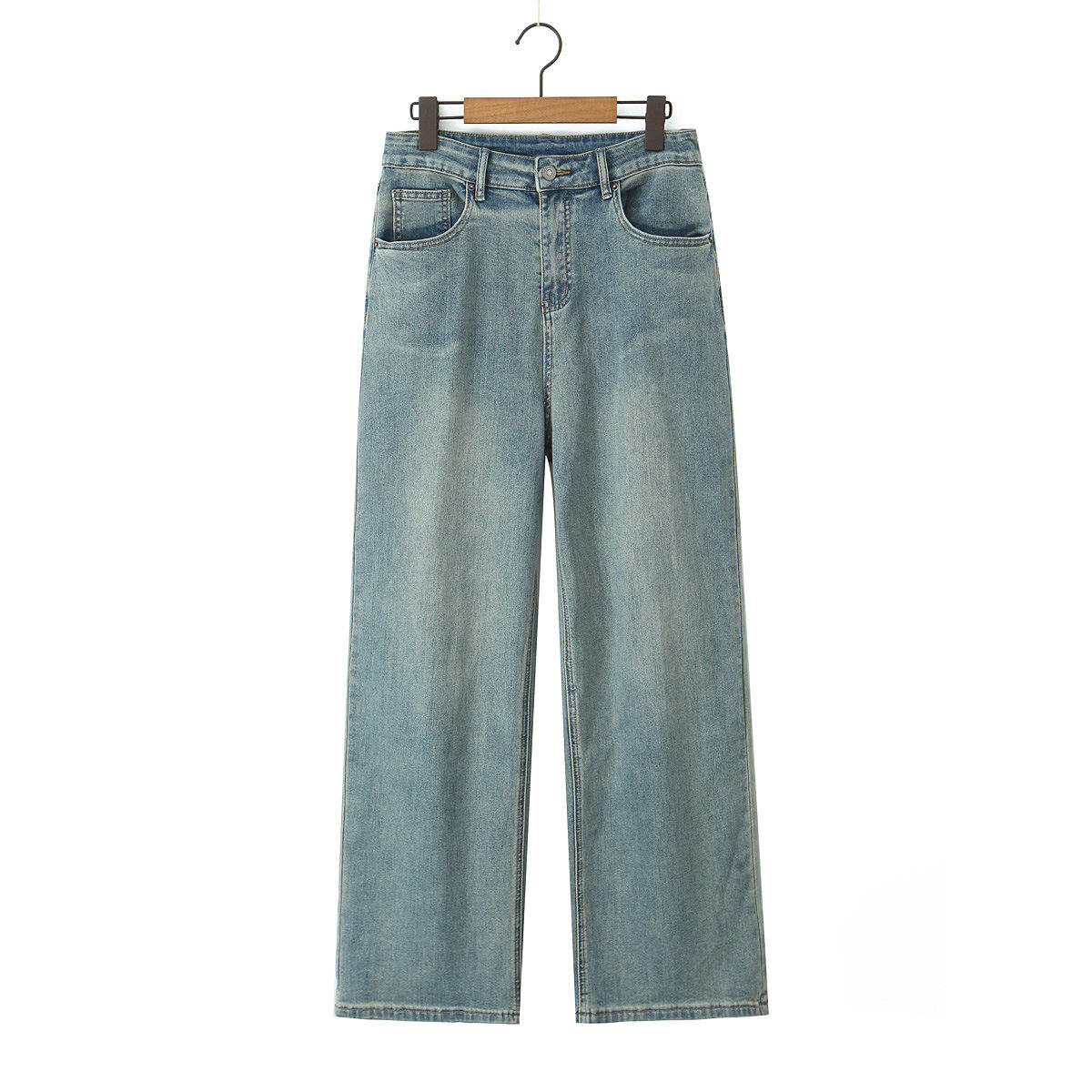 กางเกงยีนส์สีน้ำเงินฟอก