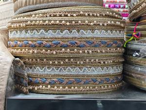 Fabriek Directe Groothandel Goud En Zilver Gevlochten Parel Kant Decoratie Metalen Kant Lint Rand - Product Image 2