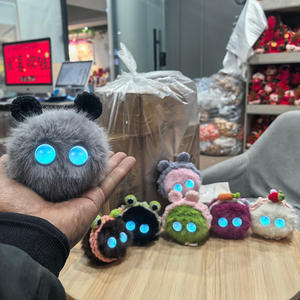 Nuevo Juguete de IA Transfronterizo, Compañero de Mesa de Peluche, Pantalla LCD, Sistema Operativo IOS, Cubos de Conversación Inteligente con IA, Universal para 66 Países - Product Image 5