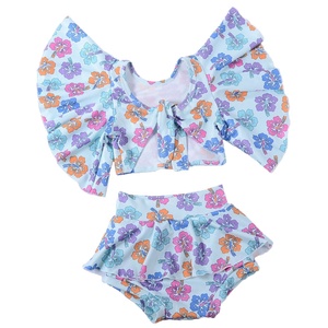 Ensemble d'été neuf pour bébé fille, style anglais, motif floral, en polyester/coton, taille personnalisée, manches à pétales, bretelles réglables, vente en gros - Product Image 5
