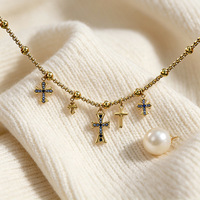 Bracelet à breloque croix plaqué or 18 carats pour femme, en acier inoxydable, avec perles en zircon CZ, chaîne vintage, cadeau personnalisé