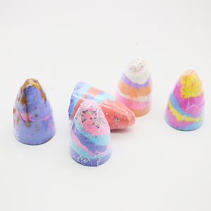 Sales de baño Unicorn Bomb, fragancia relajante y duradera, y bombas de baño efervescentes naturales. Apto para niños con piel sensible - Product Image 5