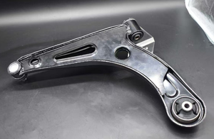 Brazo Oscilante Inferior Adaptado para Wuling Baojun <span class=keywords><strong>730</strong></span>/560/530 OLIVER, Brazo de Soporte, Brazo Triangular, Rótula Interior y Exterior, Barra de Equilibrio, China - Product Image 4