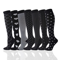 Chaussettes de compression sportives multicolores personnalisées en gros pour hommes et femmes, chaussettes longues pour la course en plein air