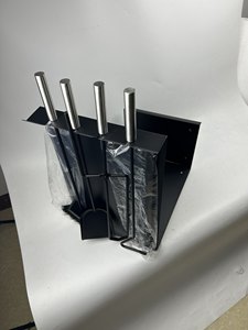 Juego de 5 Herramientas para <span class=keywords><strong>Chimenea</strong></span>, Incluye Pica, Pala, Escoba, Pinzas y Soporte, Color Negro - Product Image 4