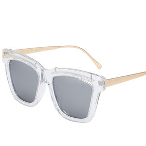 Gafas de Sol de Diseño Italiano, Polarizadas, Unisex, Modernas, de Alta Calidad, con Protección UV - Product Image 6