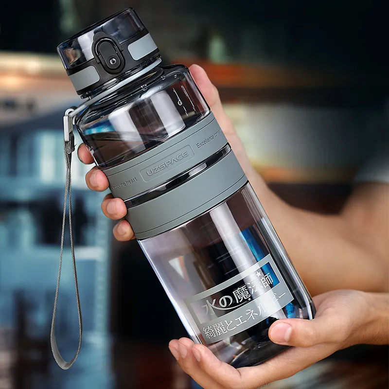 스포츠 물병 BPA-무료 성인용 대형 물병 트리탄 누수 방지 플라스틱 물병 필터 포함