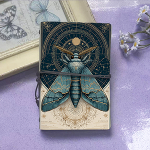 Fatti a mano Vintage A6 Notebook chiusura cravatta 160 pagine rimovibile regalo ideale per simposio note di incontro con falena Celestia - Product Image 2