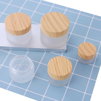 Pots et contenants cosmétiques en verre personnalisés, mats, givrés, noirs, 50g, 30g, 15g, 10g, 10ml, 20ml, 50ml, avec couvercles en bambou à grain de bois