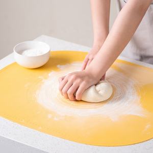 Tapete de Silicona para Repostería Arriart, Grueso, Fácil de Limpiar, Antideslizante, con Diseño de Hebilla de Amarre - Product Image 1