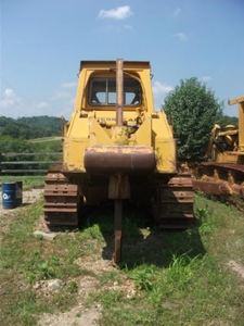 Bulldozer sur chenilles D8K d'occasion - Couple de charge élevé, fabrication japonaise, capacité de bêchage de 4 m - Product Image 4