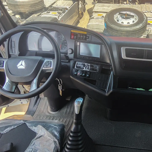 Camion Ribaltabile Howo 8x4 a 12 Ruote con Guida a Sinistra a Basso Prezzo in Vendita - Product Image 5