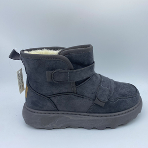 Sepatu bot katun pria, sepatu bot salju musim dingin baru, sepatu bawah tebal anti selip, bantalan katun besar, bulu hangat, sepatu semua-dalam-satu - Product Image 1