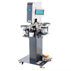 Machine à boutons-pression tout-en-un : fixation et perforation automatiques des capuchons - Product Image 1