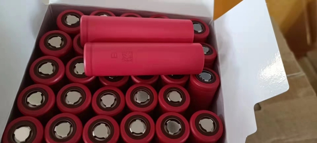 Sanyo NCR18650BF 18650 BF Size and 3400mah 10A 48v Lithium Ion Battery